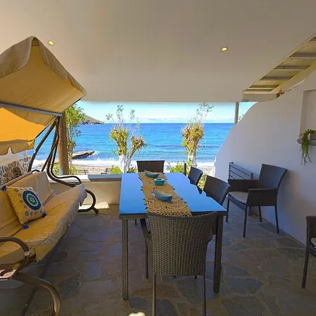 Σπίτι διακοπών Lontos Luxury Seaside House Flampouria